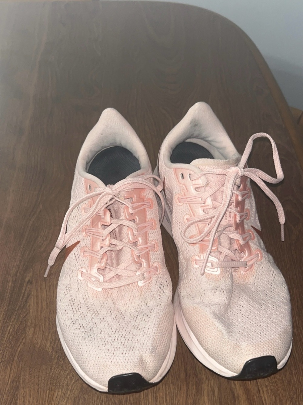 Nike Women's Pale Pink Knit Lace-Up Trainers